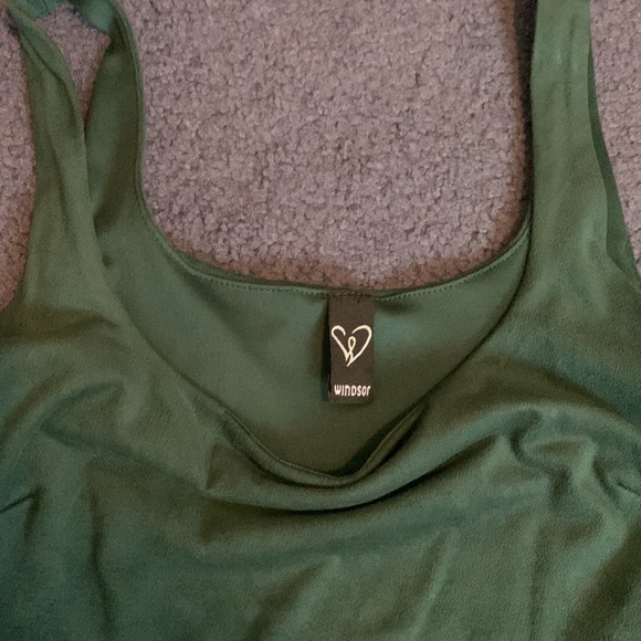 Windsor 2 piece set - Picture 8 of 12